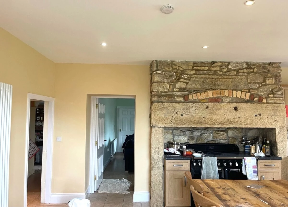 kitchen dining room walls painted cream newcastle tulip decor